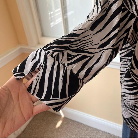 Vintage zebra print crepe button down overshirt black white 3/4 sleeve 1X - Picture 6 of 14